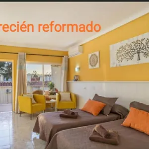 https://casa-maria-torremolinos.1costadelsol.com