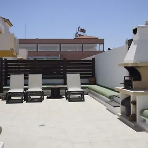 https://sol-y-luna-en-caleta-de-fuste.in-canary-islands.com